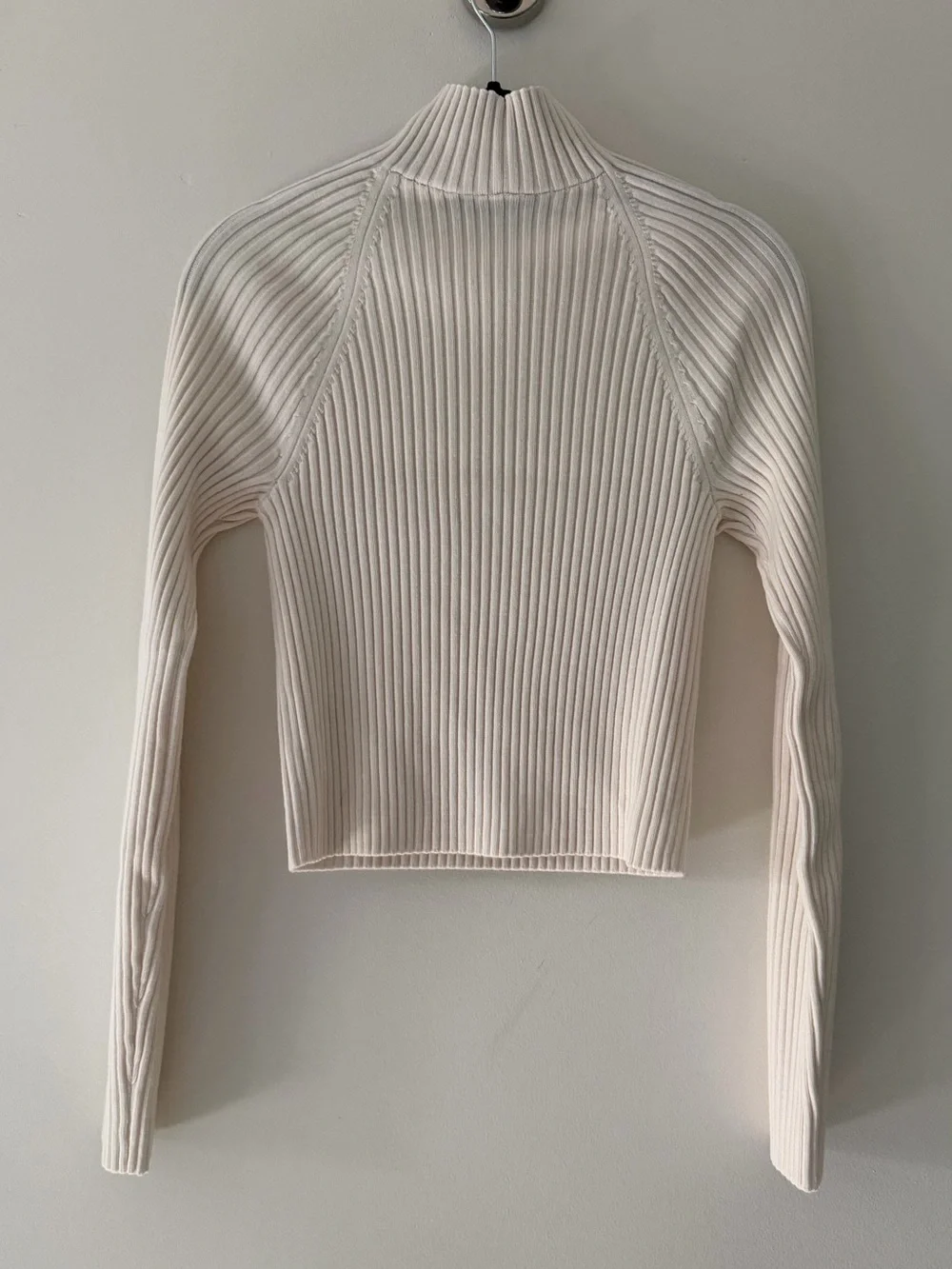 NEW Alice + Olivia Irena Mock Neck Cropped Rib Knit Wool Sweater White, Small
